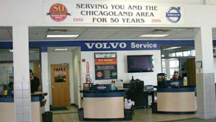 Volvo concediază 1.000 de angajaţi